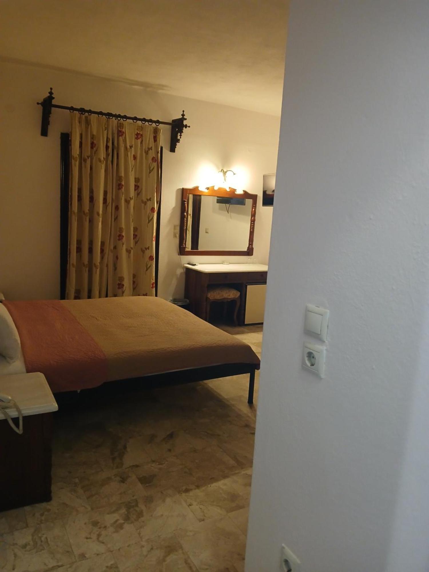Hotel Villa Orsa Скиатос Экстерьер фото