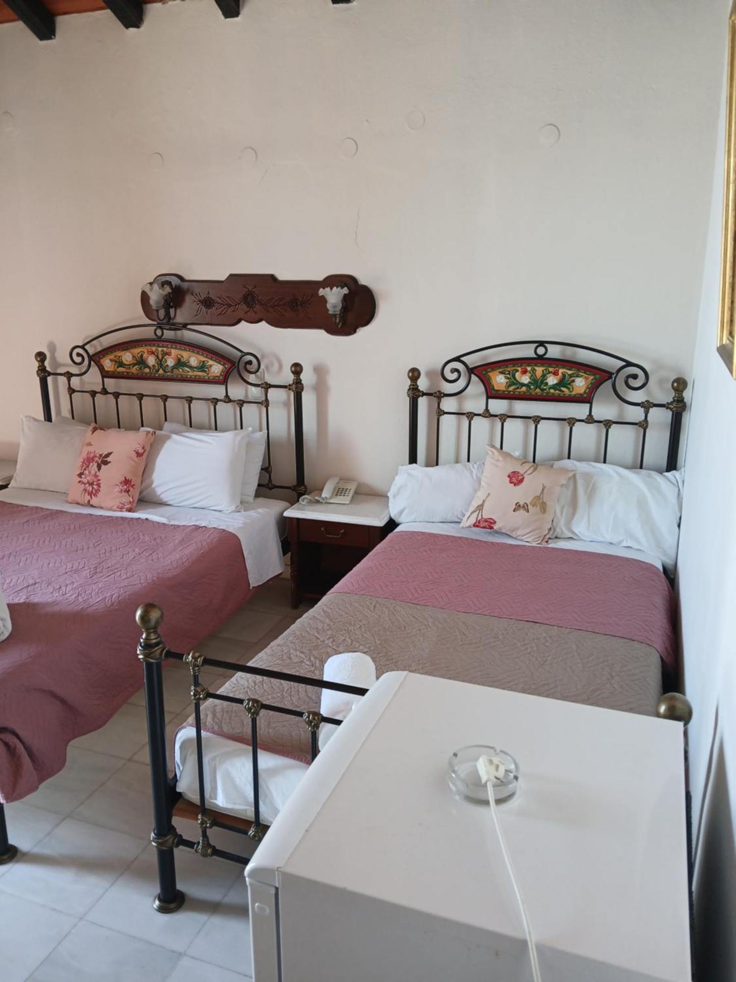 Hotel Villa Orsa Скиатос Экстерьер фото