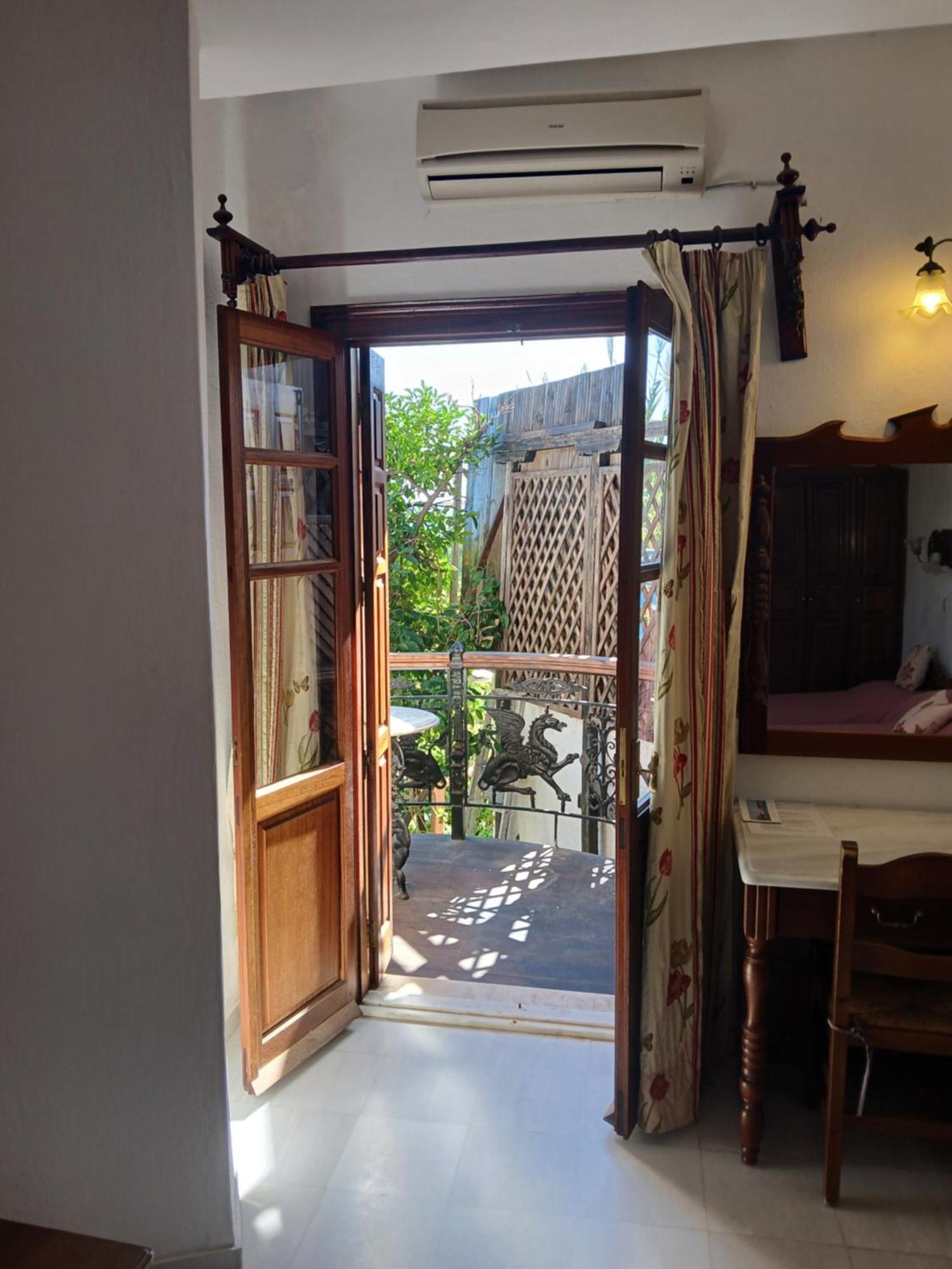 Hotel Villa Orsa Скиатос Экстерьер фото