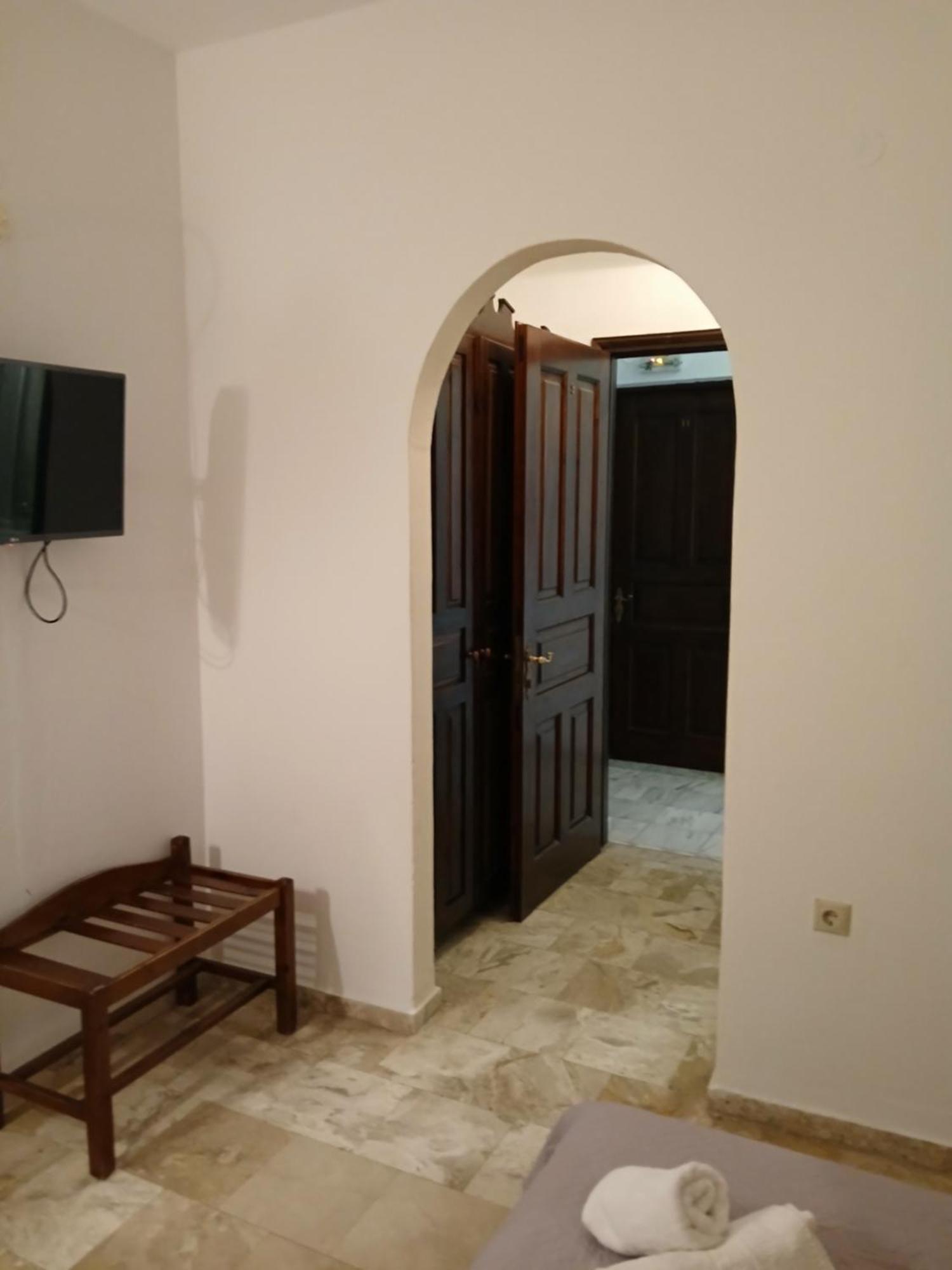Hotel Villa Orsa Скиатос Экстерьер фото